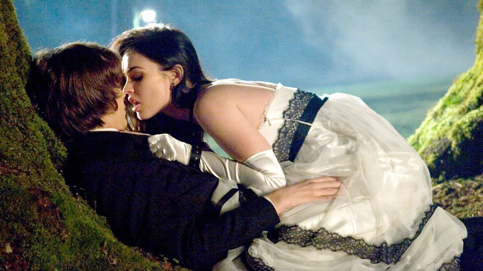 Megan Fox verslindt mannen met huid en haar in Jennifer's Body - TVgids.nl