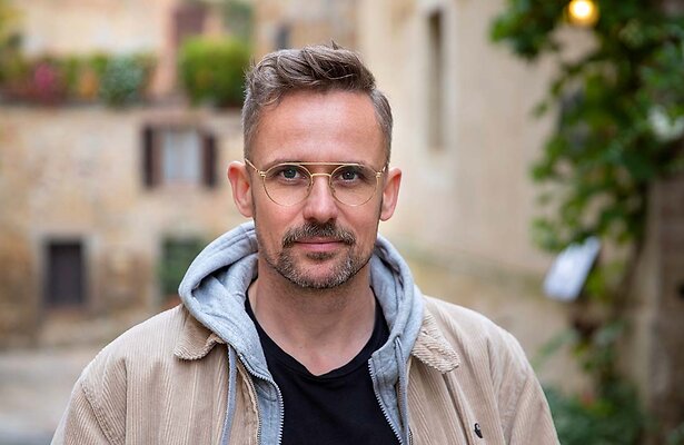 Mollen met Martens: 'Zou Babs de Mol nog kunnen zijn?' - TVgids.nl