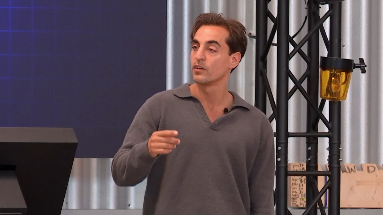 Kijkers Een Jaar van Je Leven balen van niet actuele tv-uitzendingen