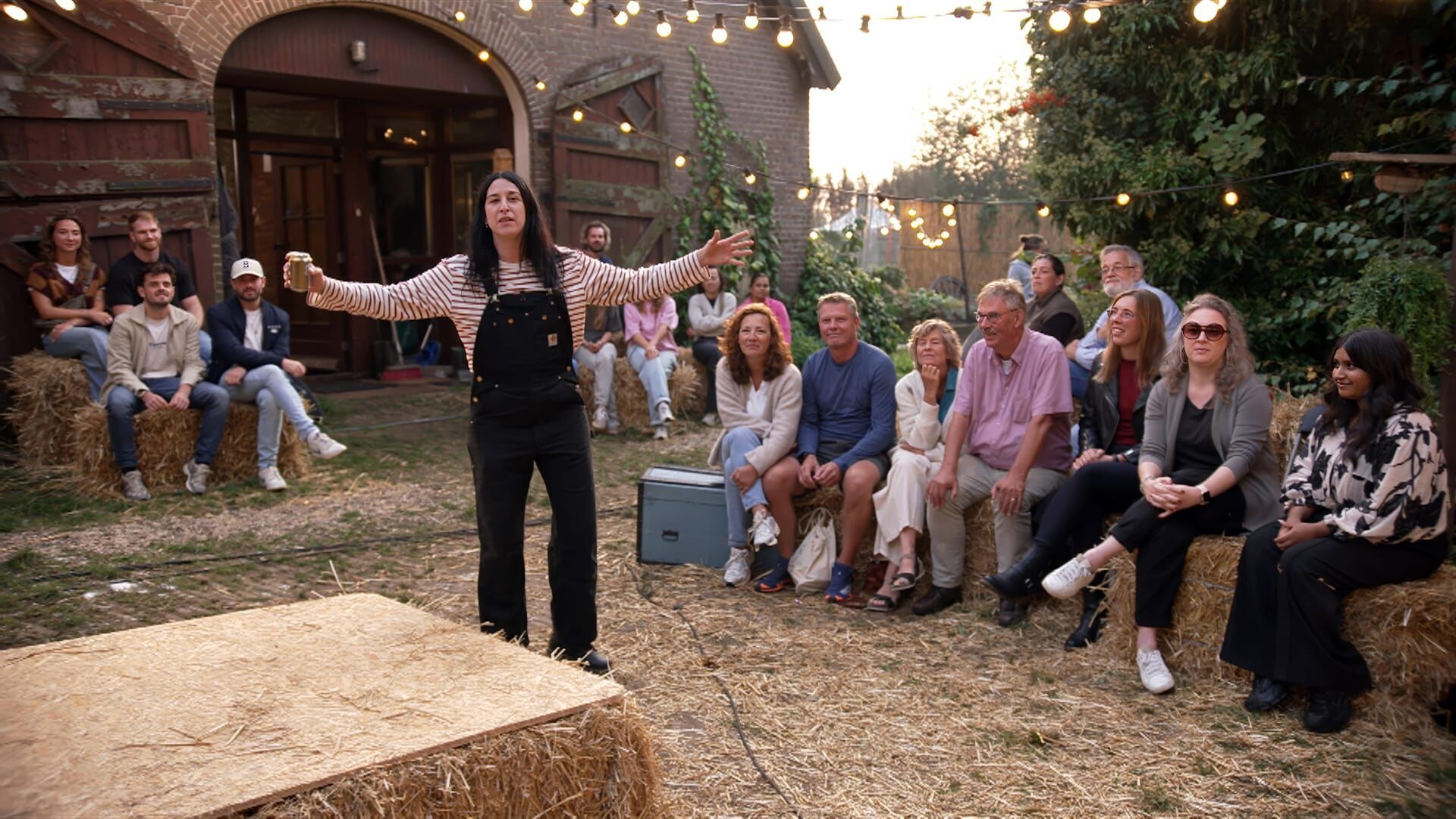 Raven van Dorst is terug op de boerderij in nieuw programma Parels voor de Zwijnen