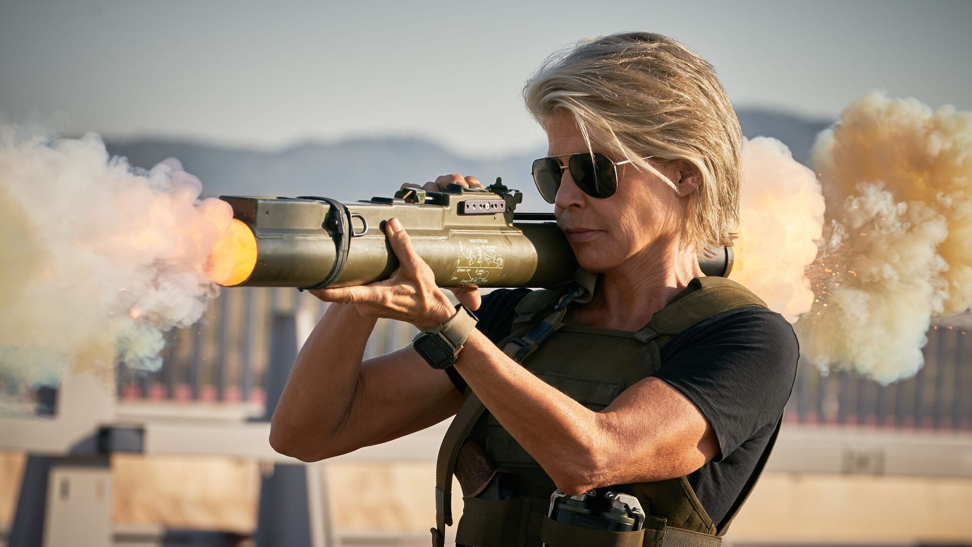 Linda Hamilton laat iedereen een poepie ruiken in Terminator: Dark Fate