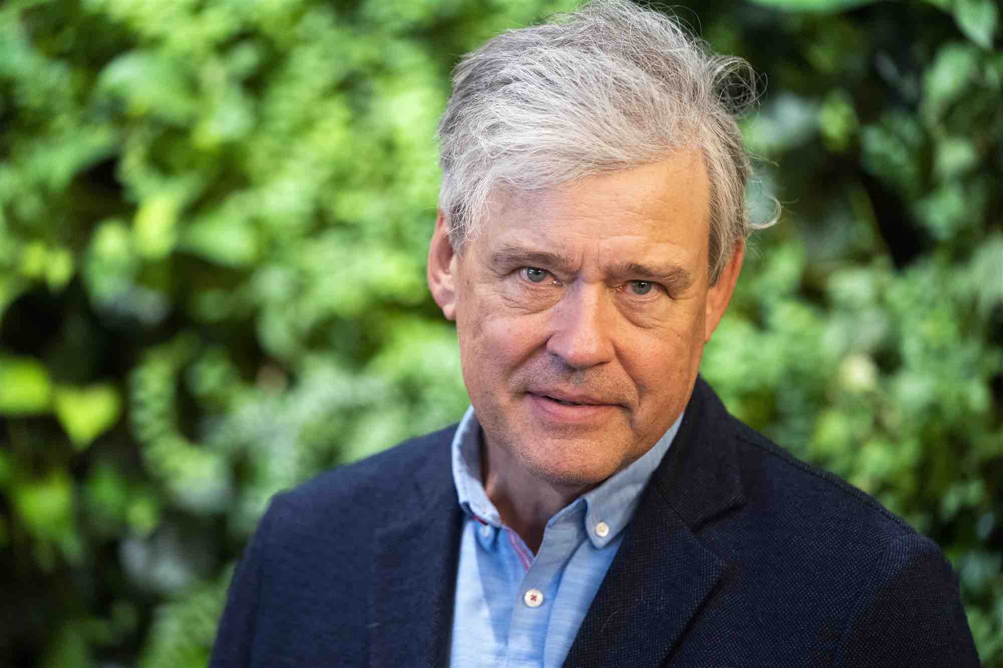 Charles Groenhuijsen half blind door gescheurd netvlies - TVgids.nl