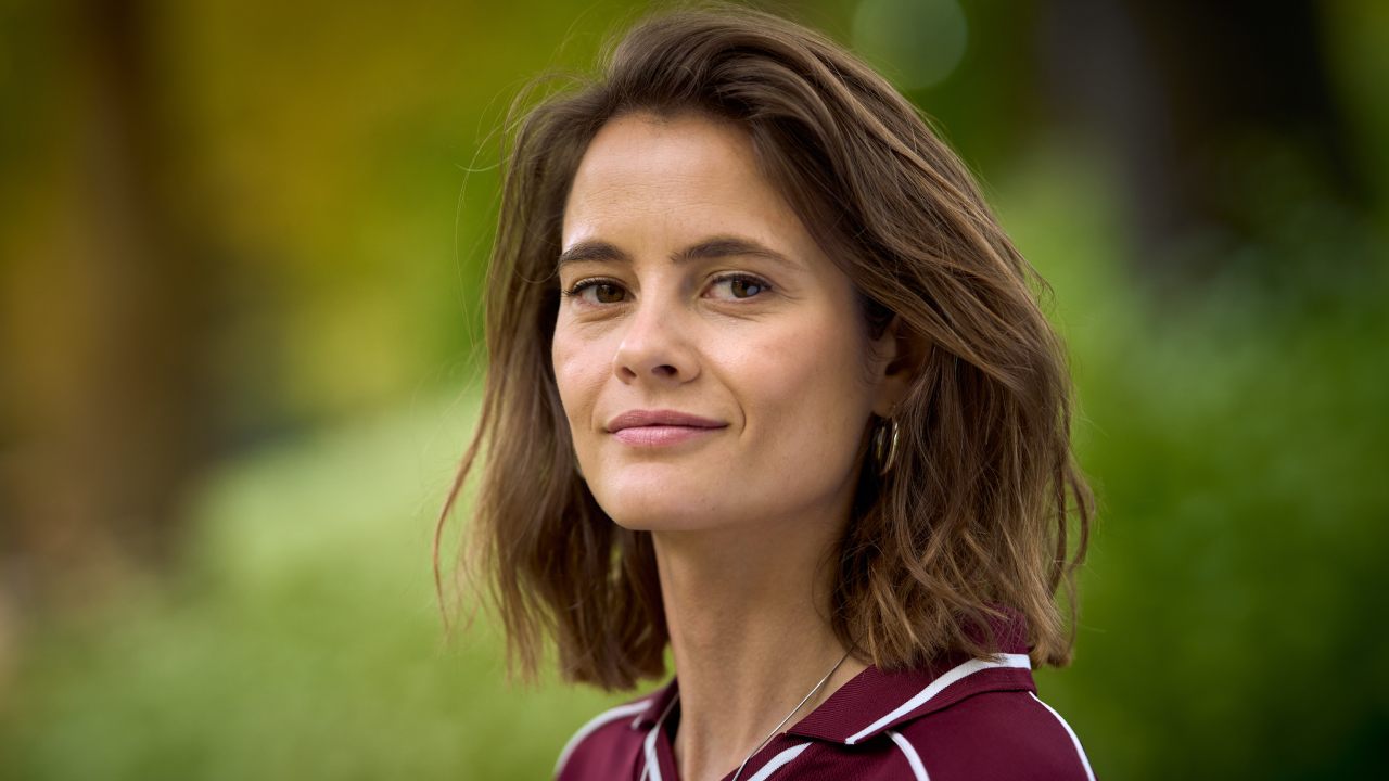 Stefanie van Leersum twijfelt over van alles en nog wat in Dertigers