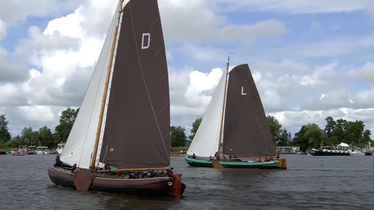 Kijk LIVE: SKS Skûtsjesilen 2025 in Eernewoude (Earnewâld)