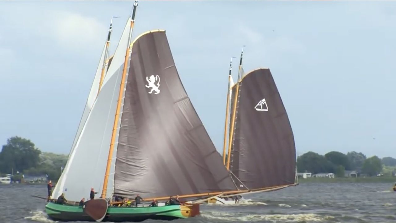 Kijk LIVE: SKS Skûtsjesilen '25 vanuit Langweer (Langwar)