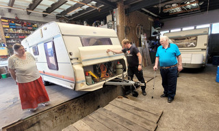Hilfe, der Camper streikt! - Oli rettet Wohnwagen