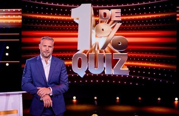 Tijl Beckand voor De 1% Kennisquiz