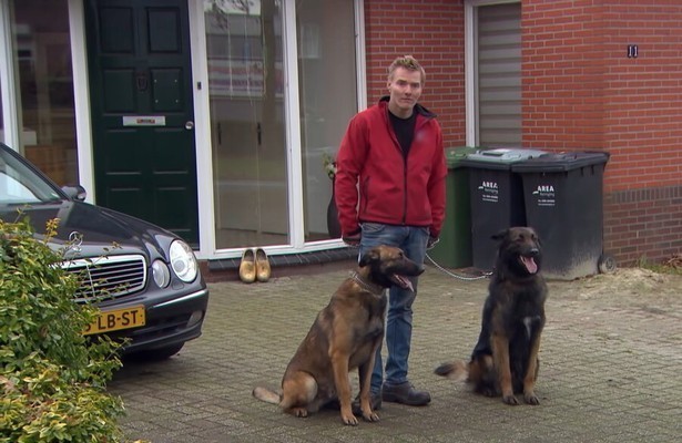 Mark in Mr. Frank Visser Doet Uitspraak
