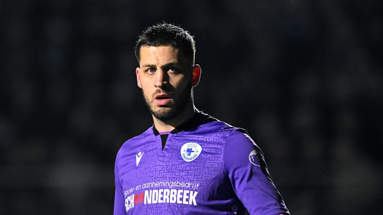 De spanning is om te snijden in Spakenburg tijdens KNVB-Beker wedstrijden