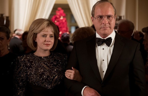 Christian Bale als Dick Cheney en Amy Adams als Lynne Cheney in Vice