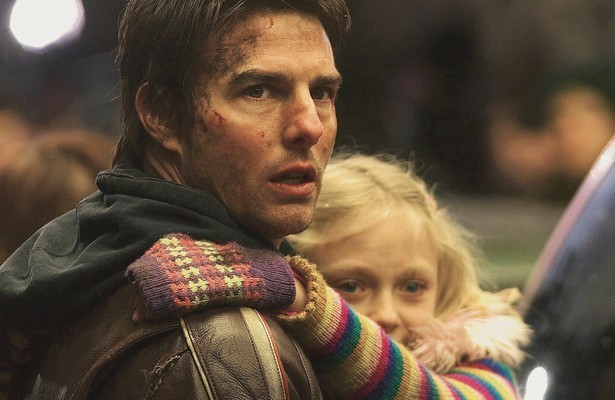 Tom Cruise en Dakota Fanning in War of the Worlds