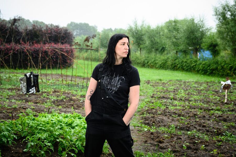 Freek de Jonge en Bridget Maasland trappen het nieuwe seizoen van Boerderij van Dorst af