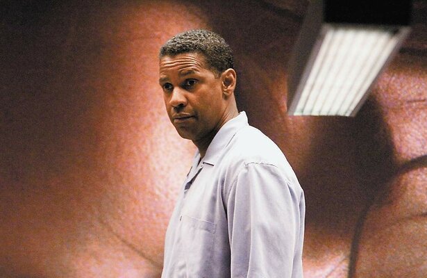 Denzel Washington in Deja Vu