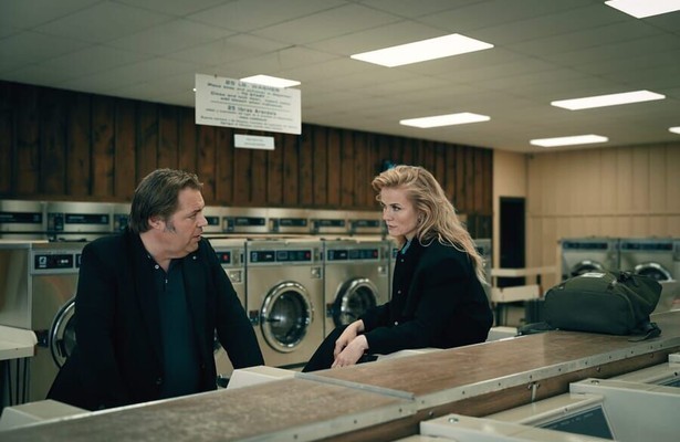 Frank Evenblij en Ilse DeLange in Dolly for President