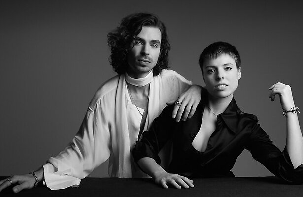 Mia Nicolai en Dion Cooper