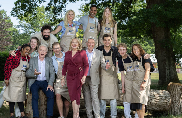 André van Duin, Janny van der Heijden, Robèrt van Beckhoven en deelnemers HHB