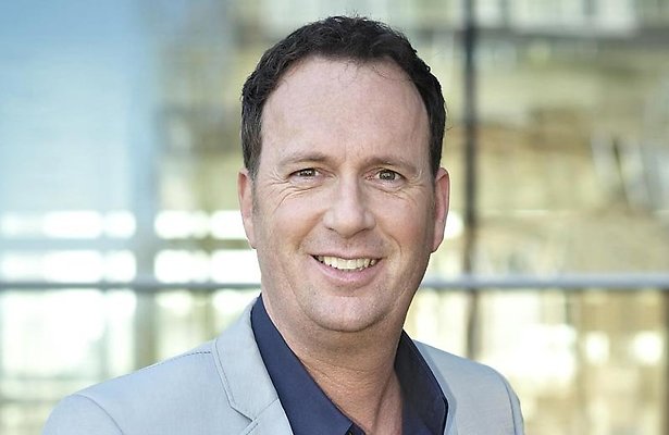 Boze John de Mol ontsloeg Jochem van Gelder wegens Wie is de Mol?