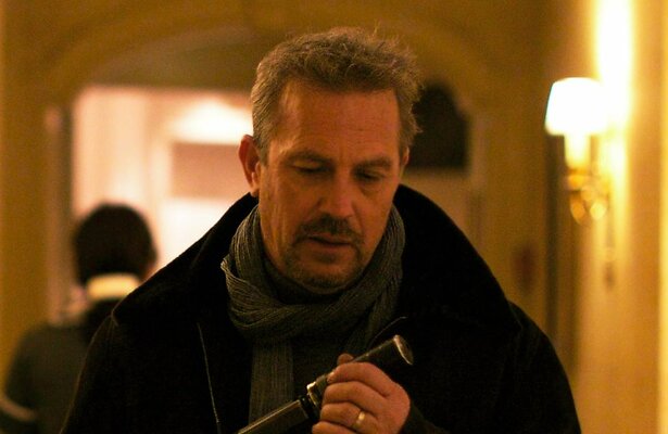 Kevin Costner in 3 Days to Kill