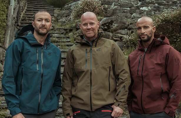 Nasrdin Dchar, Erik Wegewijs en Walid Benmbarek voor The Life Trail