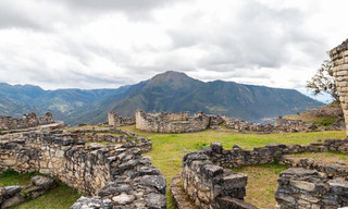 Peru's mass grave: The ghosts of Kuelap