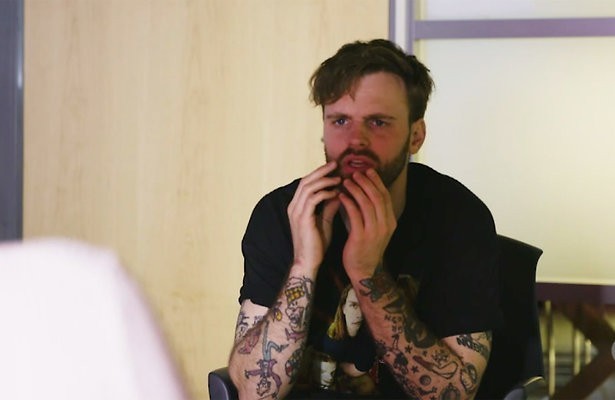 Tim Hofman haalt verhaal bij makers De Villa in #BOOS