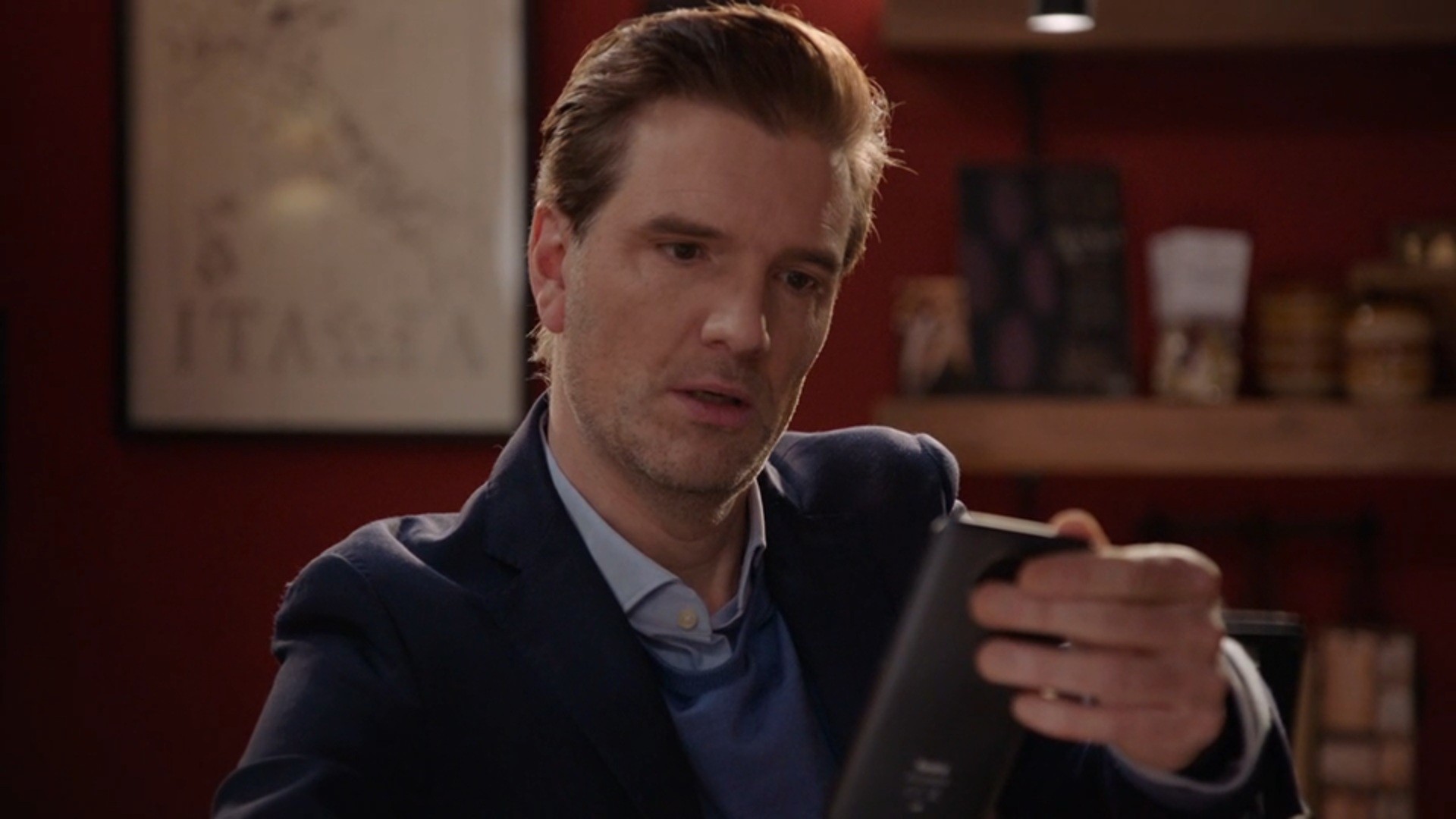 Bas Muijs over roerig soapjaar en spectaculaire GTST zomercliff: 'Er komt  een enorme woede los in Stefano' - TVgids.nl