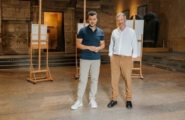 Özcan Akyol & Thomas Erdbrink