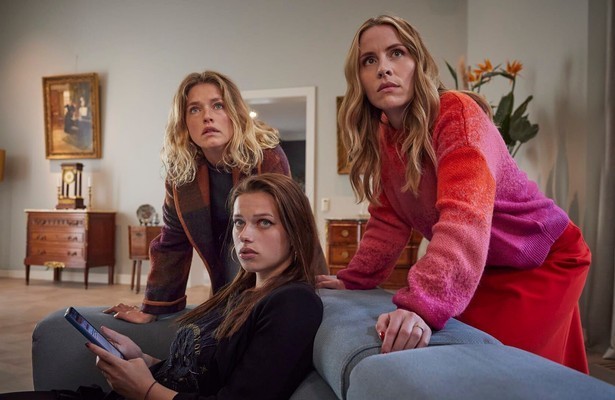 Ella-June Henrard, Richelle Plantinga en Sanne Langelaar