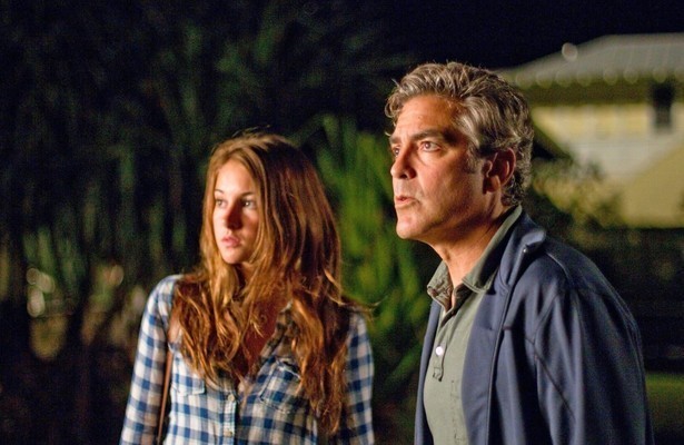 George Clooney en Shailene Woodley in The Descendants
