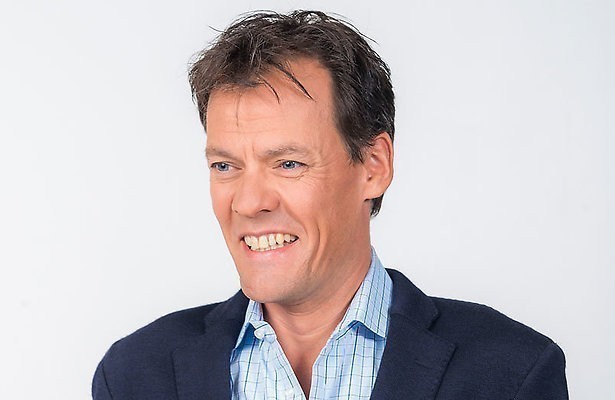 Tijs van den Brink blij met slechts één keer Op1 per week