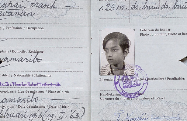 Still uit Vaarwel Suriname