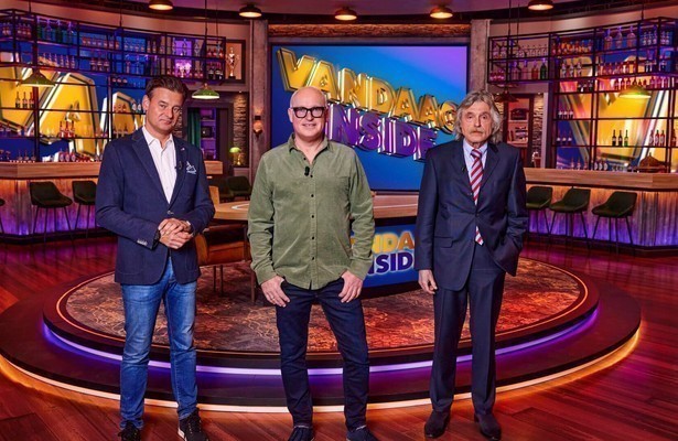 Wilfred Genee, René van der Gijp en Johan Derksen voor Vandaag Inside