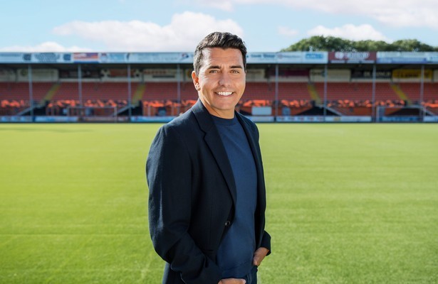 Jan Smit voor Volendam, Een Dorp in de Eredivisie