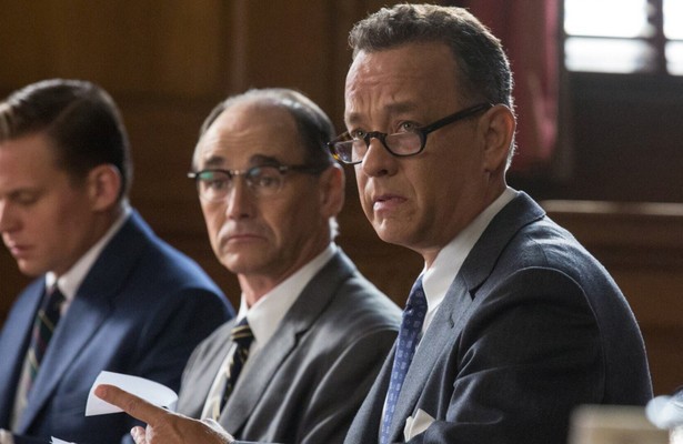 Billy Magnusson, Mark Rylance en Tom Hanks in Bridge of Spies