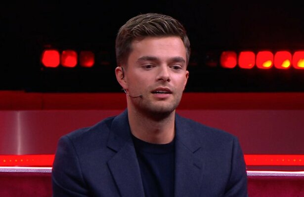 Buddy Vedder in Secret Duets