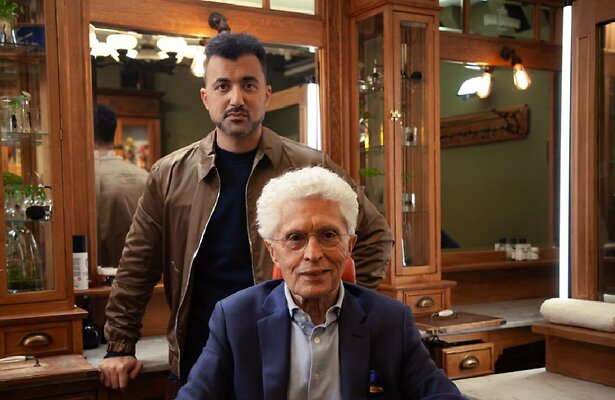 Özcan Akyol en Jacques d'Ancona voor De Geknipte Gast