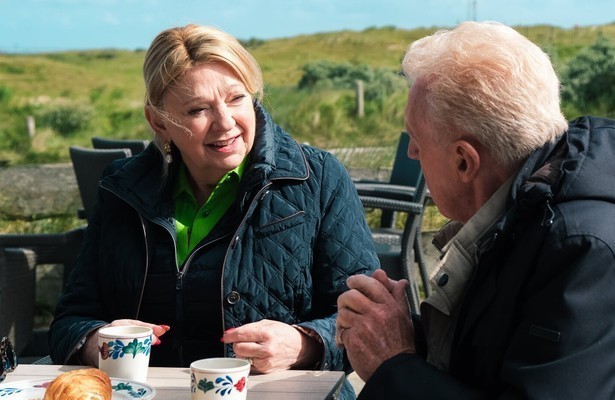 Janny van der Heijden en André van Duin in Denkend aan Holland