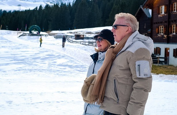 Janny van der Heijden en André van Duin voor Denkend aan Zwitserland