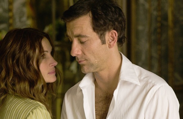 Julia Roberts en Clive Owen in Duplicity