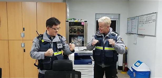 Ellie verjaagt ijsberen