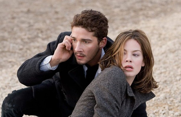 Shia LaBeouf en Michele Monaghan in Eagle Eye