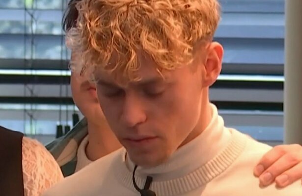 Ontvangt Floris wel een liefdesberichtje van Senna in De Bondgenoten? -  TVgids.nl