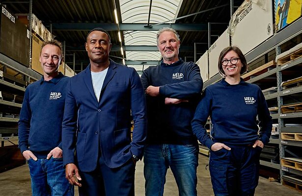 John Williams en klusteam Help, Mijn Man Is Klusser