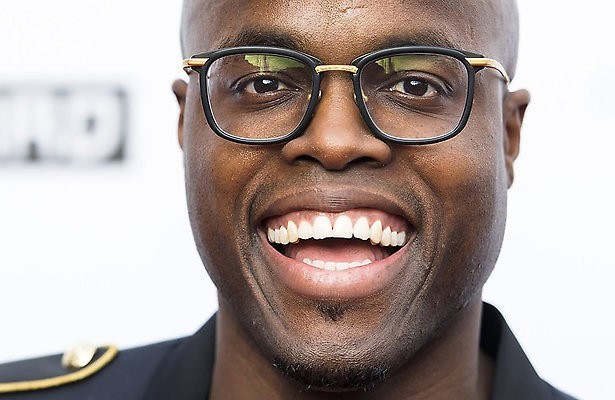 Jandino met de dood bedreigd na optreden Voetbalgala