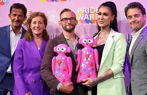 YouTuber Jessie Maya wint eerste Pride Award