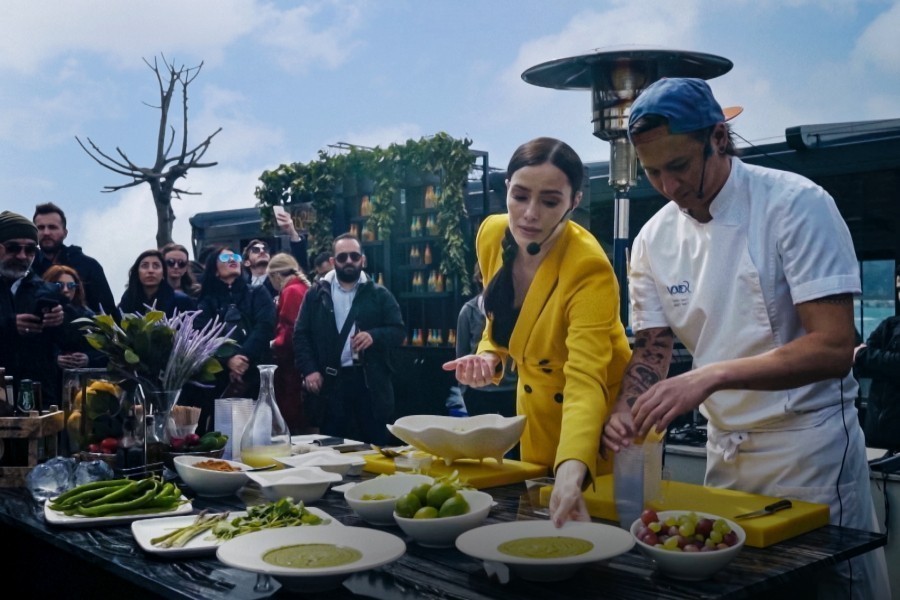 Kiran Ve Sara Ile Istanbul'un En Iyileri