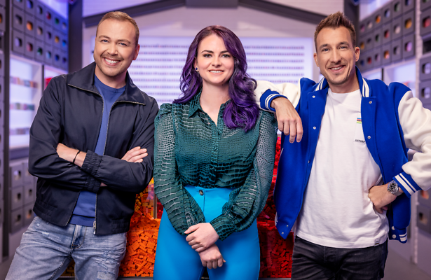 Jamai Loman, Brickmaster Esmee Kuenen en Andy Peelman.