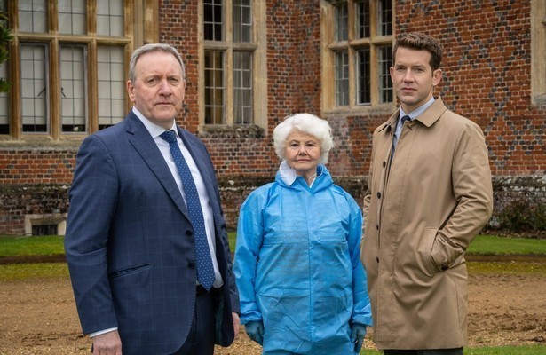 Neil Dudgeon, Annette Badland en Nick Hendrix voor Midsomer Murders