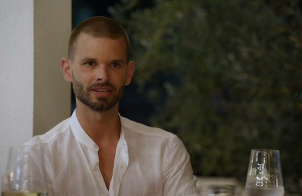 Olav in Prince Charming.