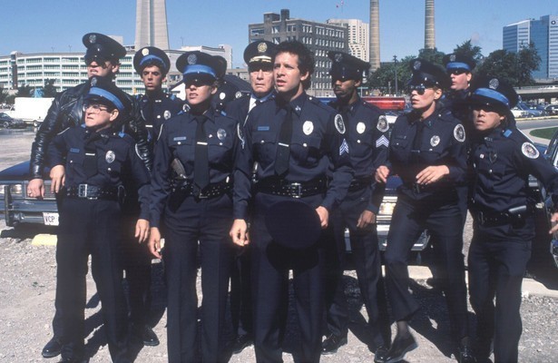 Mafkezen in politiepak